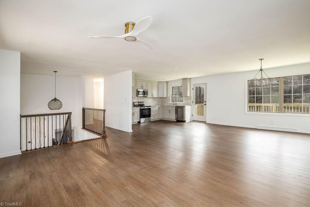 533 Bailey Road Winston-Salem, NC 27107 - Photo 3 of 33