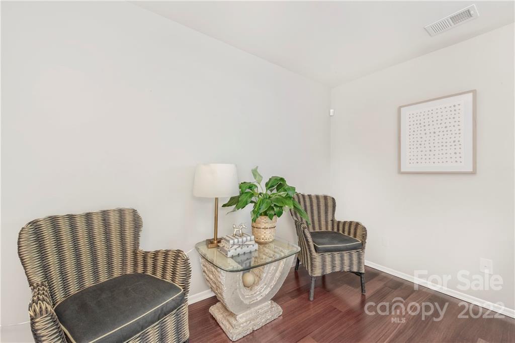 8418 Knights Bridge Road Charlotte, NC 28210 - Photo 5 of 38 Gallery Image 5