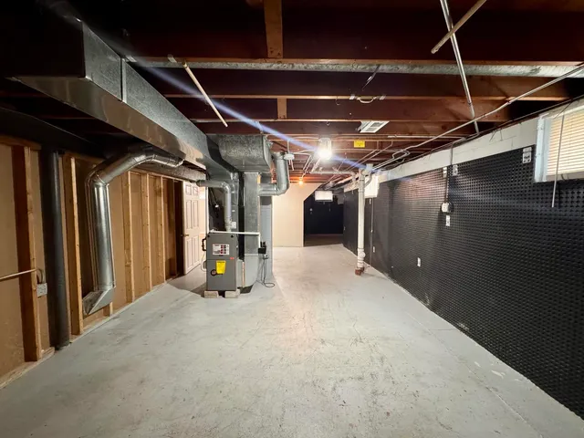 $195,000 | 3423 Adams Street, Lansing, IL 60438