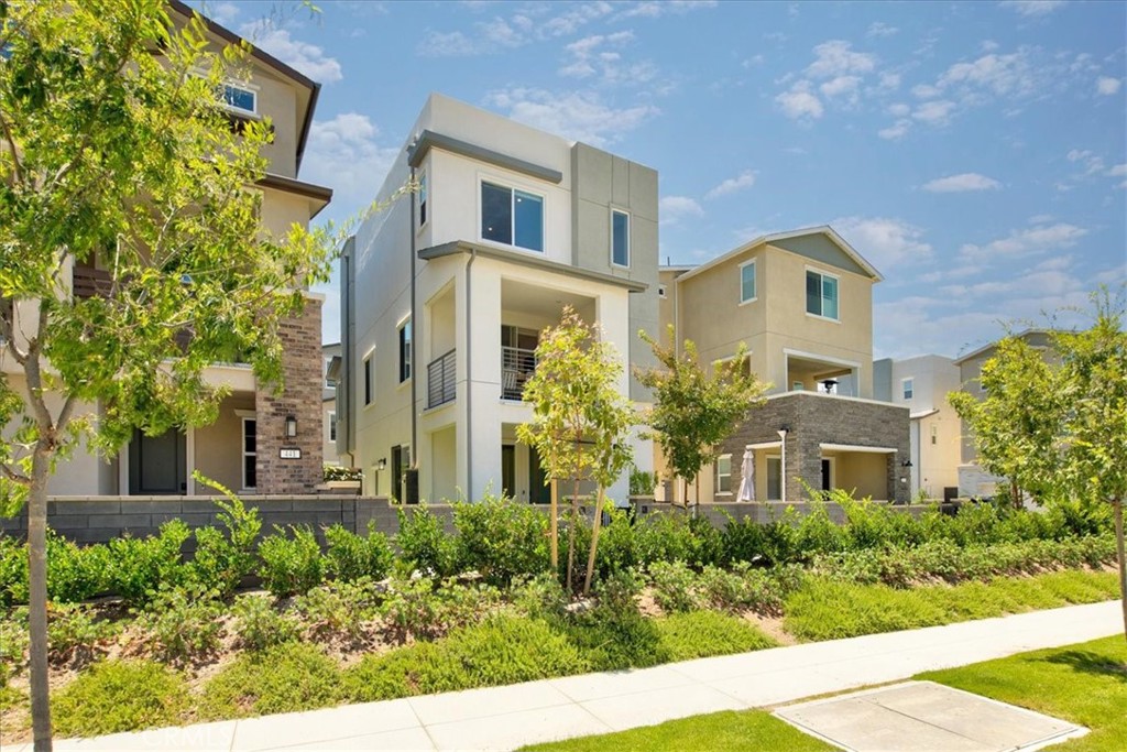 431 Aspen Road Rancho Mission Viejo, CA 92694 - Photo 1 of 60