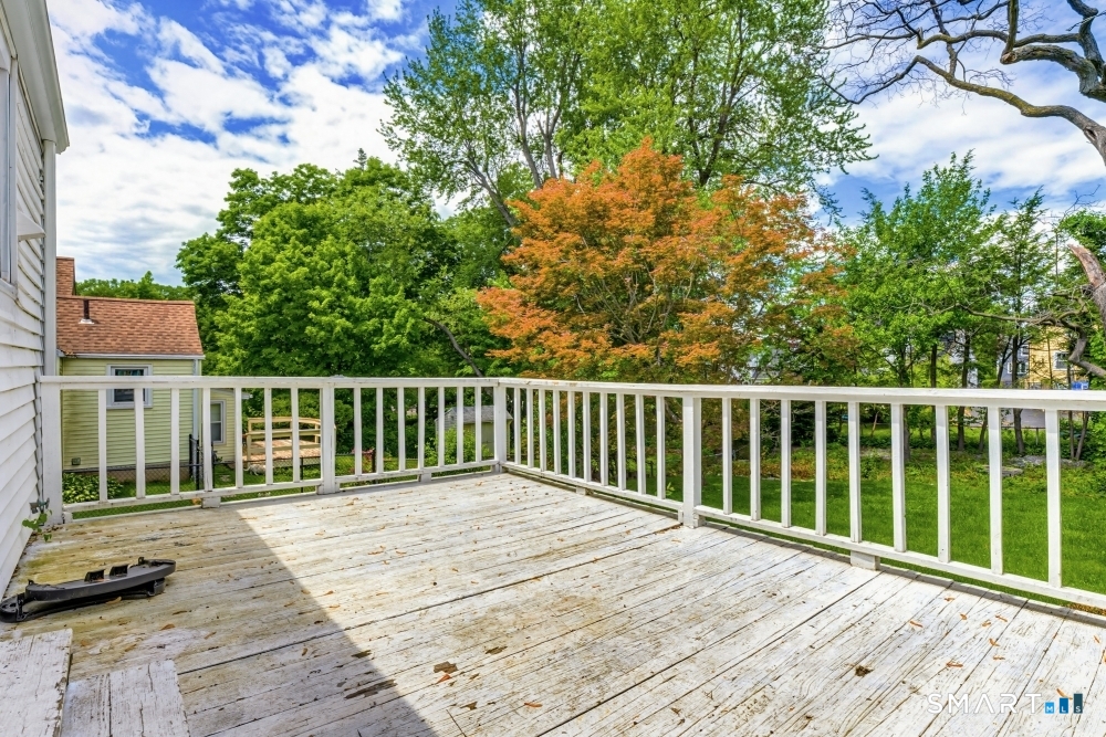 98 Woodmere Road West Hartford, CT 06119 - Photo 14 of 40