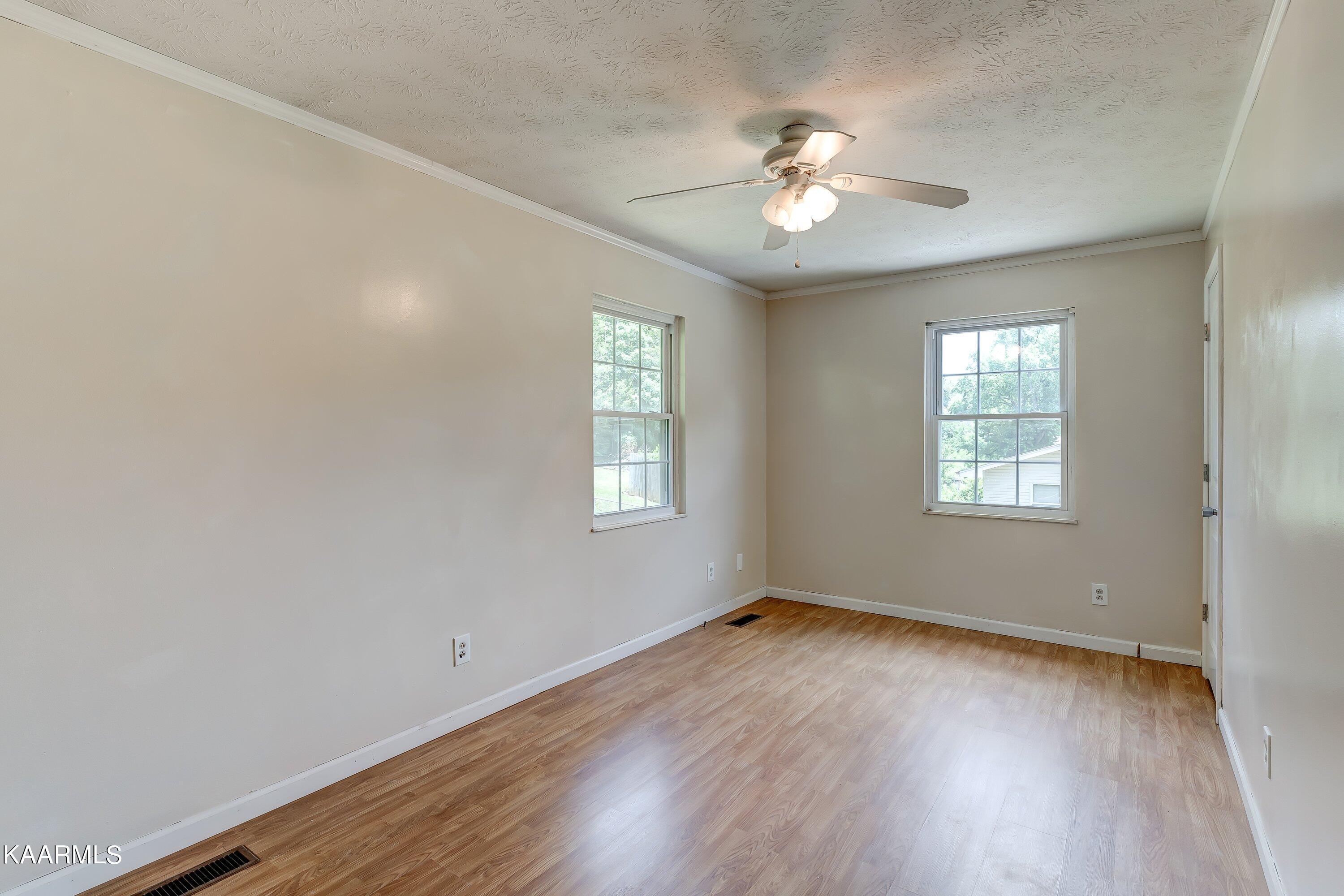 2642 Randall Road Strawberry Plains, TN 37871 - Photo 14 of 28 2642 Randall Rd-16