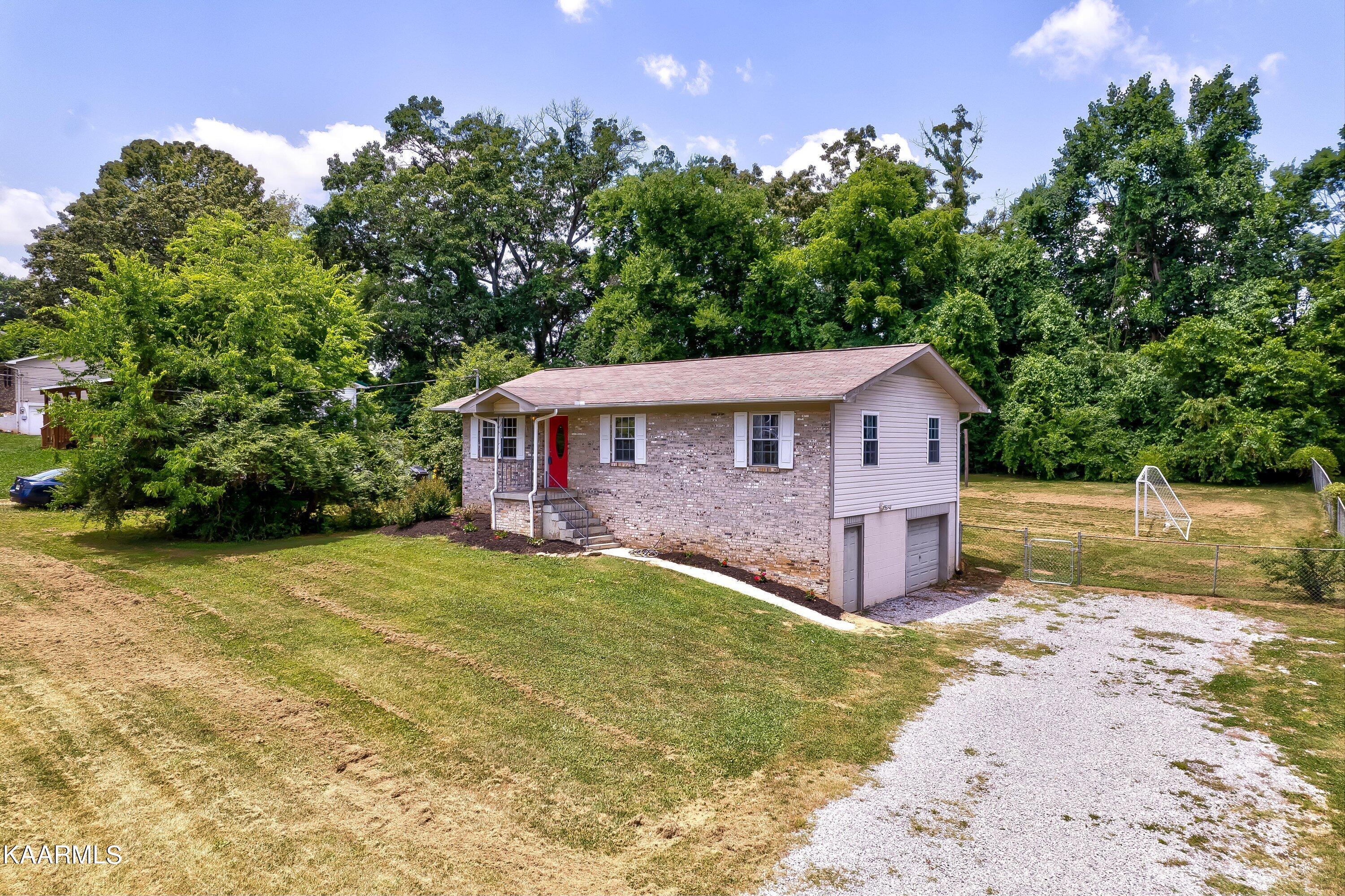 2642 Randall Road Strawberry Plains, TN 37871 - Photo 3 of 28 2642 Randall Rd-2