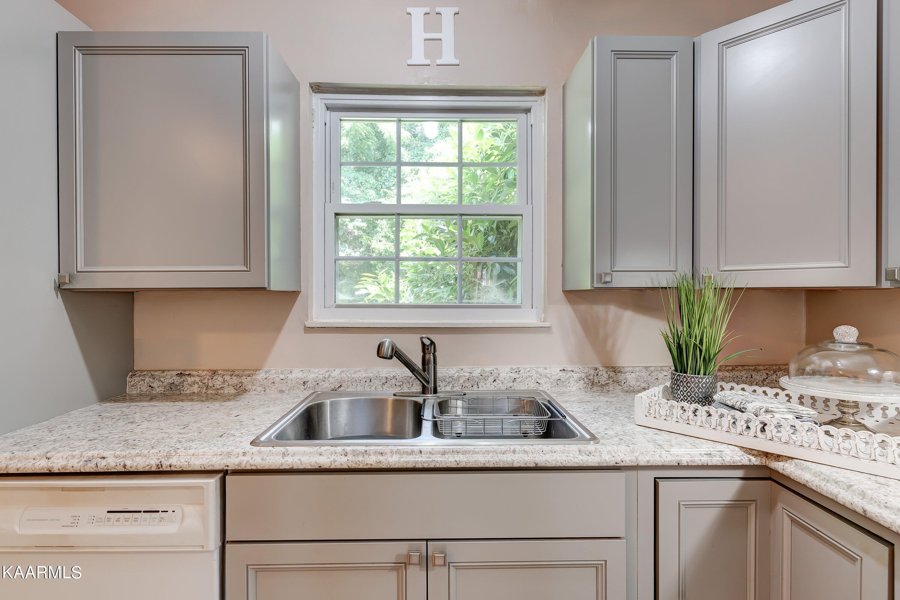 2642 Randall Road Strawberry Plains, TN 37871 - Photo 8 of 28 2642 Randall Rd-8