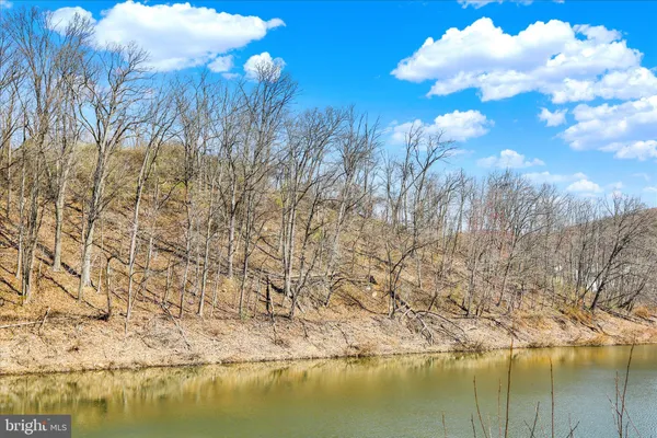 $149,900 | 255 Isabella Court, Reading, PA 19605