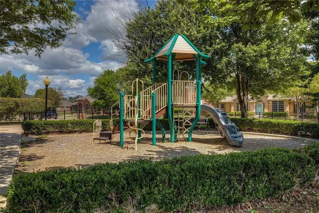 $2,500 | 6510 Valley Forge Drive, Rowlett, TX 75089