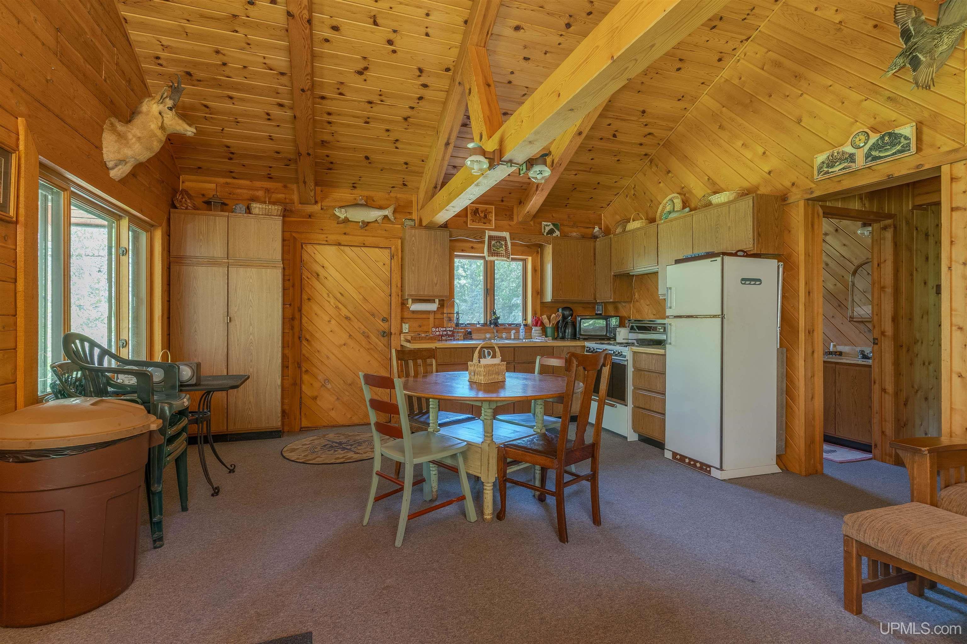 1319 Bates-Amasa Road Iron River, MI 49935 - Photo 4 of 43