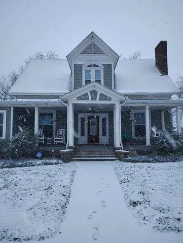 $400,000 | 310 East Tarrant Street, Bowie, TX 76230