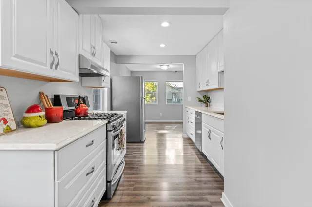 $295,000 | 681 Glencoe Street Northeast, Fridley, MN 55432