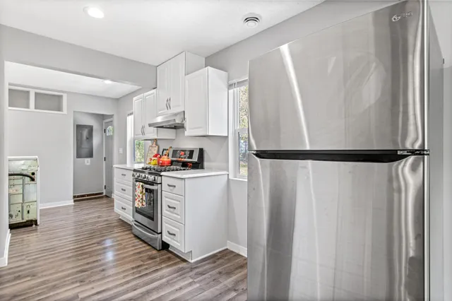 $295,000 | 681 Glencoe Street Northeast, Fridley, MN 55432