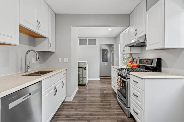 $295,000 | 681 Glencoe Street Northeast, Fridley, MN 55432