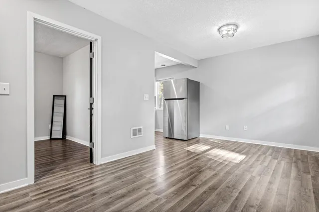 $295,000 | 681 Glencoe Street Northeast, Fridley, MN 55432