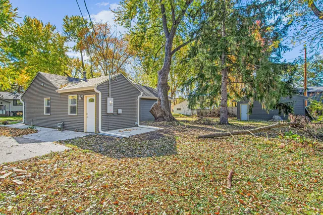 $295,000 | 681 Glencoe Street Northeast, Fridley, MN 55432