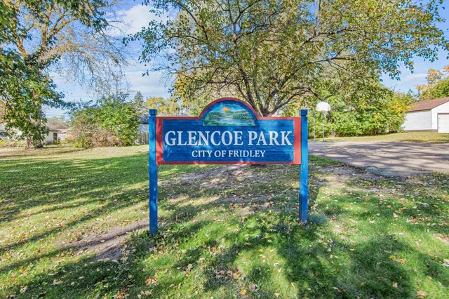 $295,000 | 681 Glencoe Street Northeast, Fridley, MN 55432