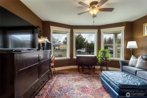 $420,000 | 305 East Jackson Street, Dayton, WA 99328