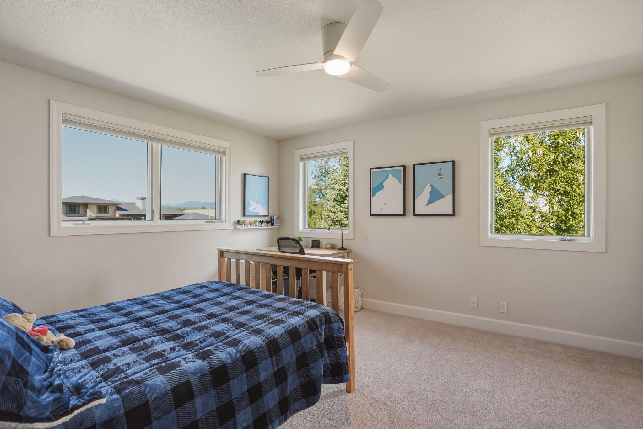 61807 Fall Creek Loop Bend, OR 97702 - Photo 26 of 39 59-web-or-mls-Riley_Visuals_059