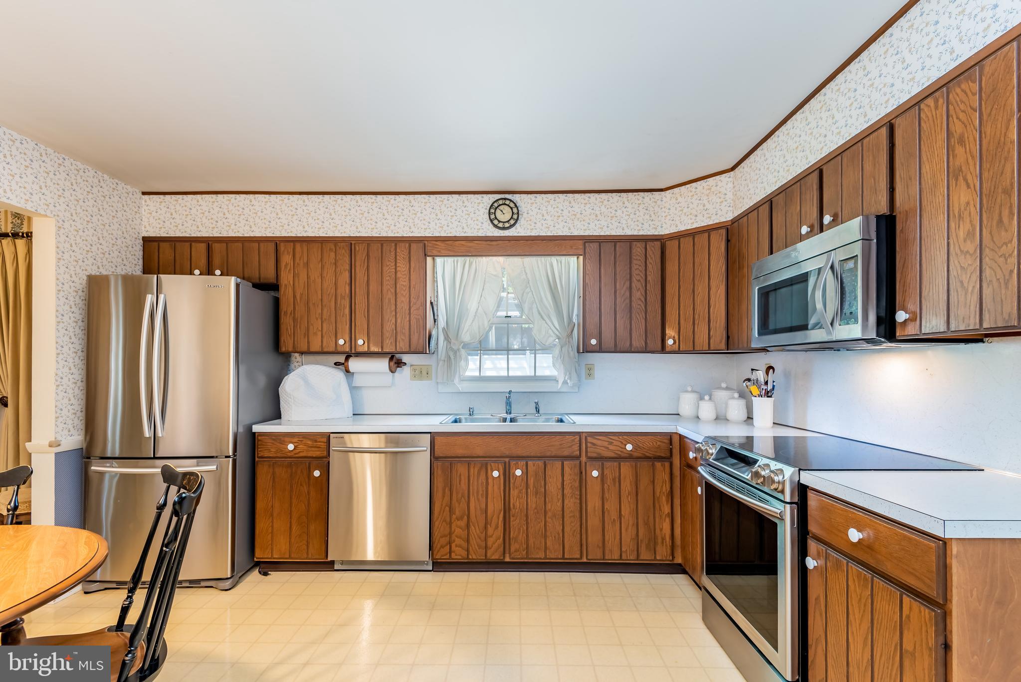 409 Spring House Road Camp Hill, PA 17011 - Photo 12 of 37 Stainless Steel Appliances