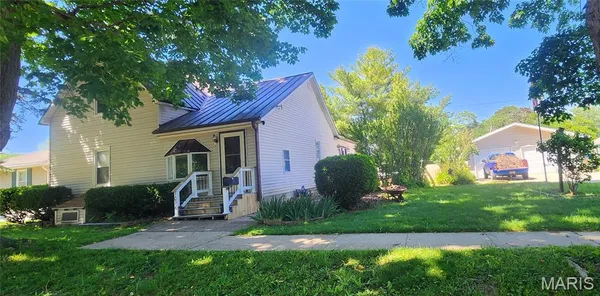 $184,900 | 1016 Bland Street, Canton, MO 63435