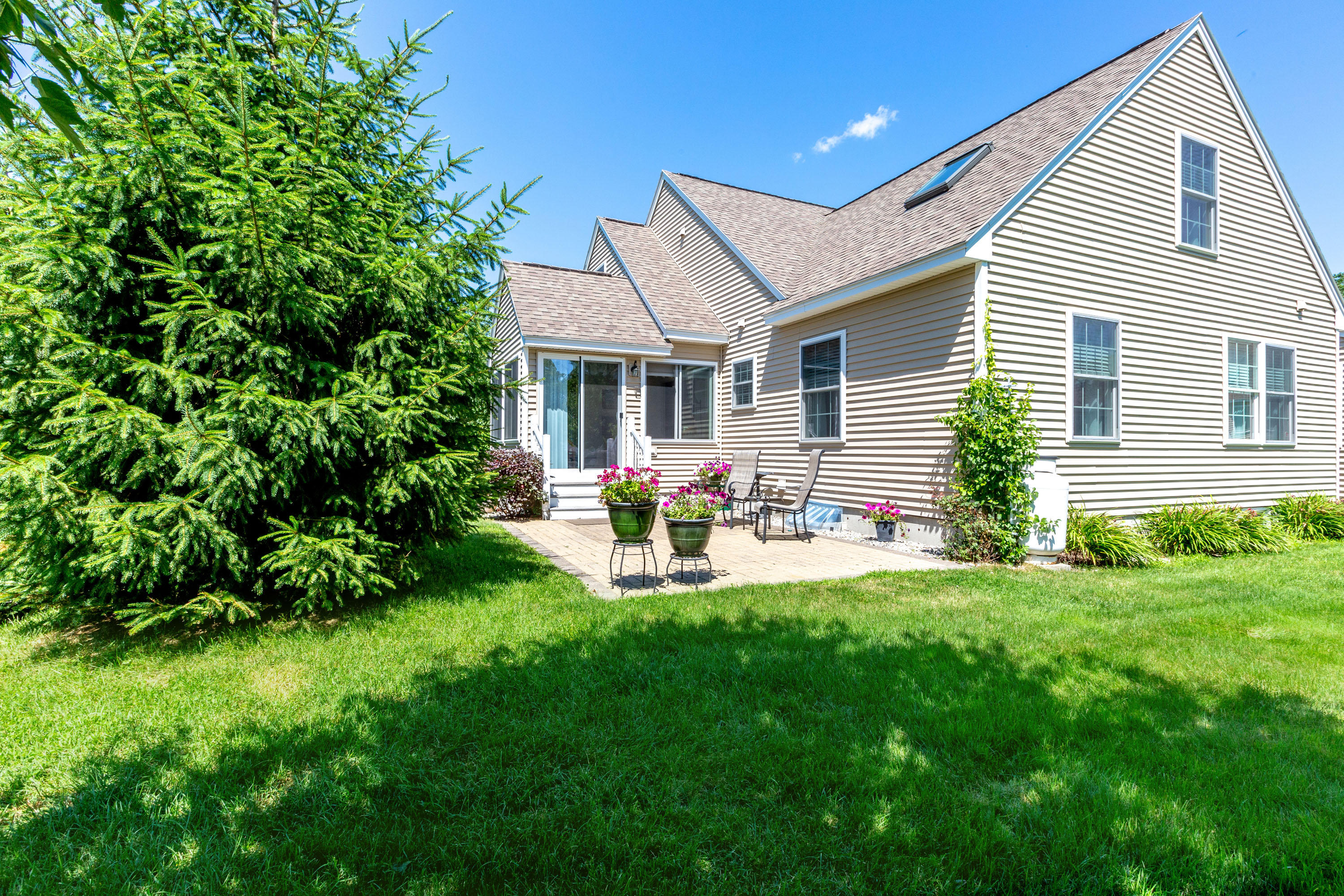1 Ridgefield Drive, Unit #60 Gorham, ME 04038 - Photo 51 of 56 1 (60)