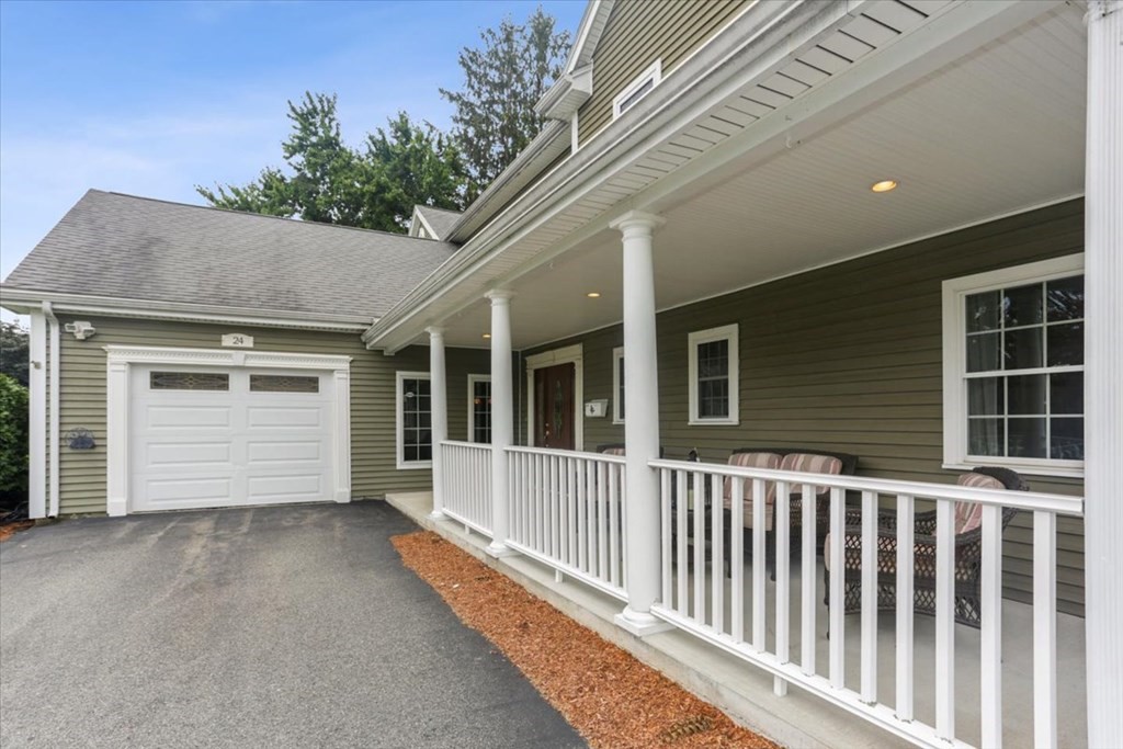 24 Myrna Road Framingham, MA 01701 - Photo 4 of 40 Gallery Image 4