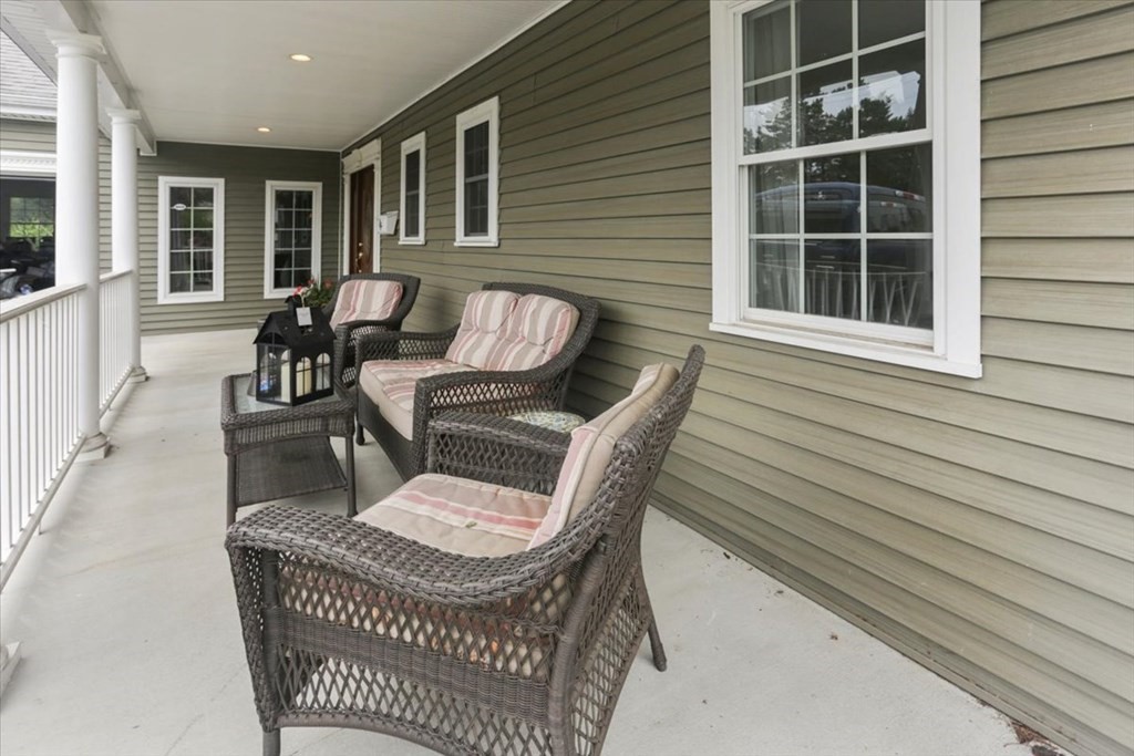 24 Myrna Road Framingham, MA 01701 - Photo 6 of 40 Gallery Image 6