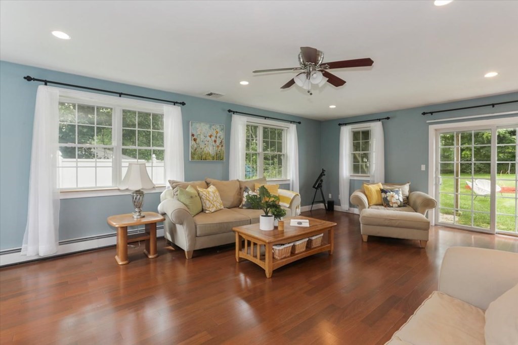 24 Myrna Road Framingham, MA 01701 - Photo 7 of 40 Gallery Image 7