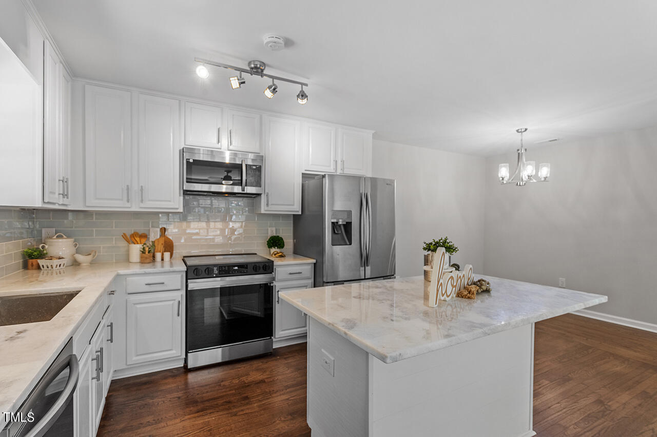 703 Torredge Rd_17
