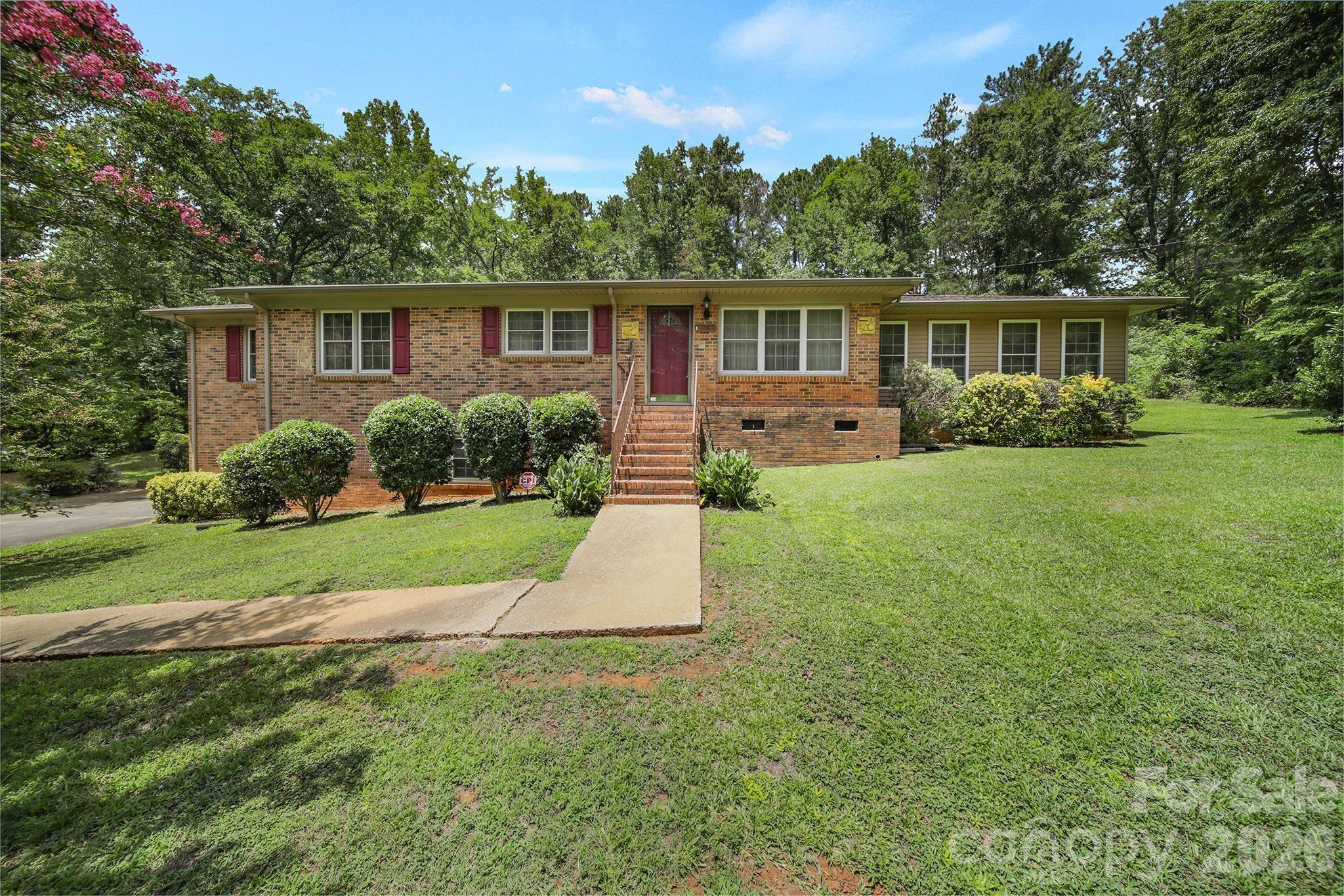 2171 State Rd S-29-584 Lancaster, SC 29720 - Photo 2 of 27