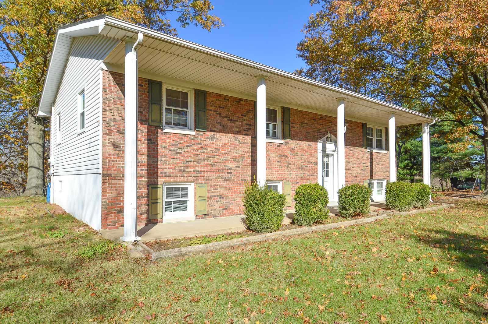 3031 Rentchler Road Belleville, IL 62221 - Photo 3 of 47