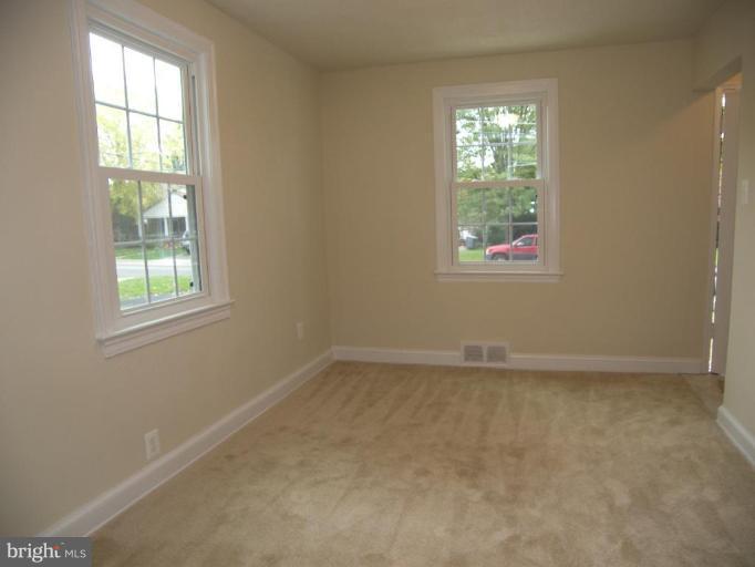 2760 Cameron Road Falls Church, VA 22042 - Photo 8 of 18 Dining Room #2