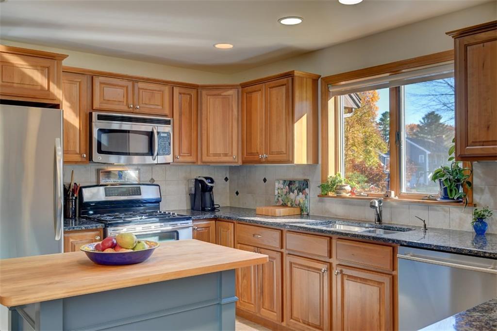 74 Roaring Brook Road Portland, ME 04103 - Photo 8 of 23 Photo