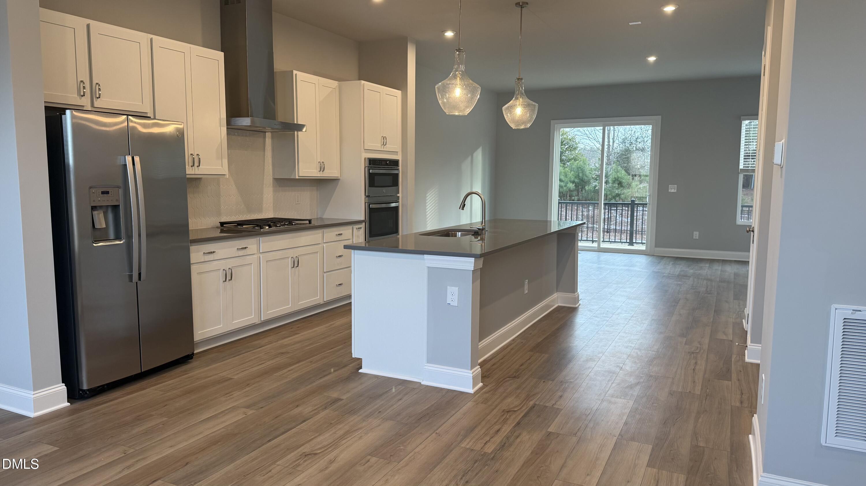 2712 Kempthorne Road Cary, NC 27519 - Photo 4 of 15 IMG_2456