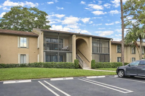 $249,000 | 715 Sunny Pine Way, Unit A2, Greenacres, FL 33415