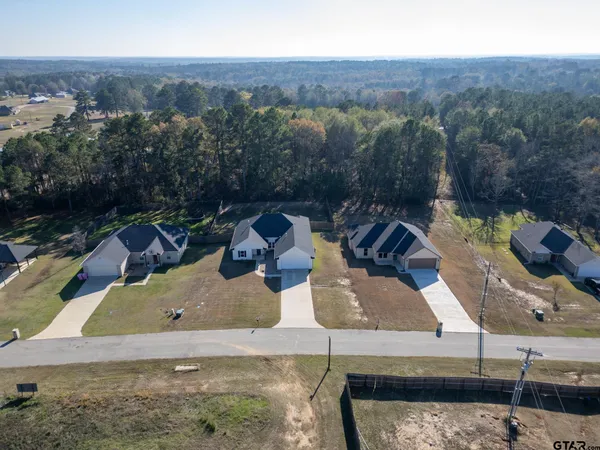 $375,000 | 147 Heartland Crossing, Diana, TX 75640