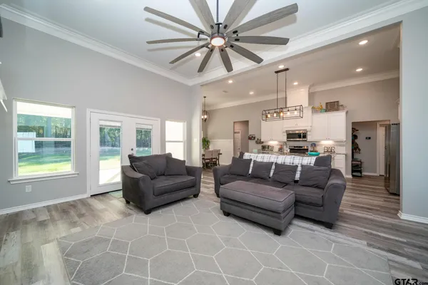 $375,000 | 147 Heartland Crossing, Diana, TX 75640