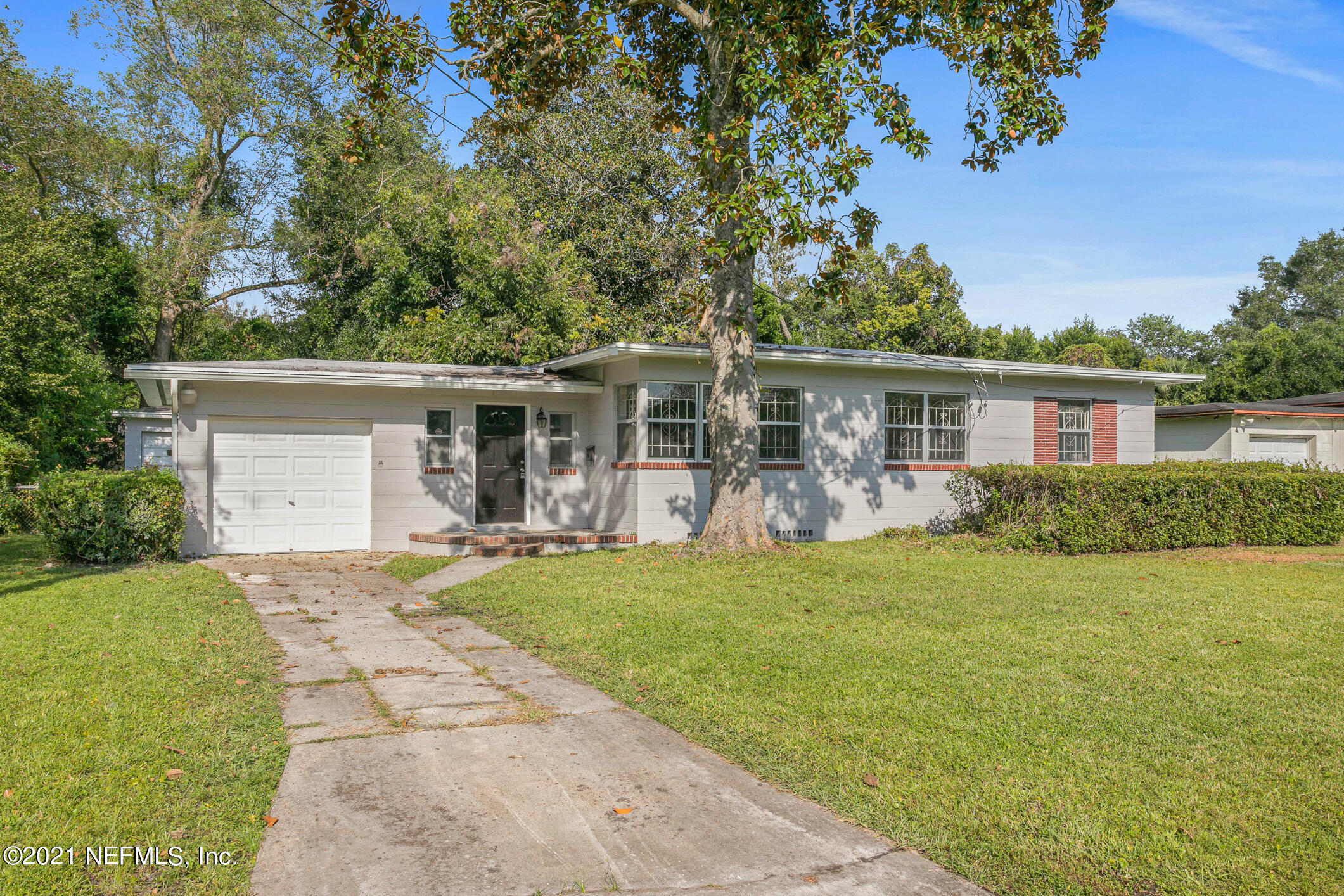 1953 Rugby Road Jacksonville, FL 32208 - Photo 2 of 33 front
