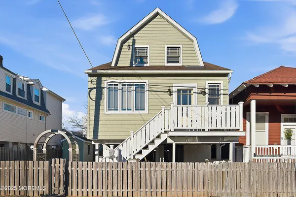 $749,000 | 52 Barberie Avenue, Highlands, NJ 07732