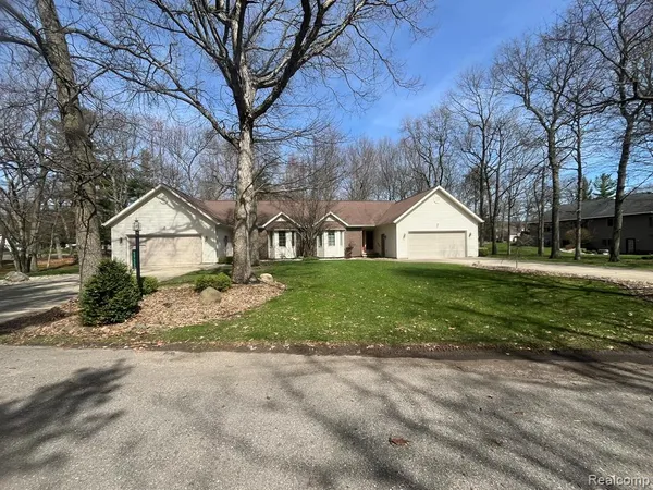 $299,900 | 5741 Tipperary Drive, Unit D15A, Caseville, MI 48725