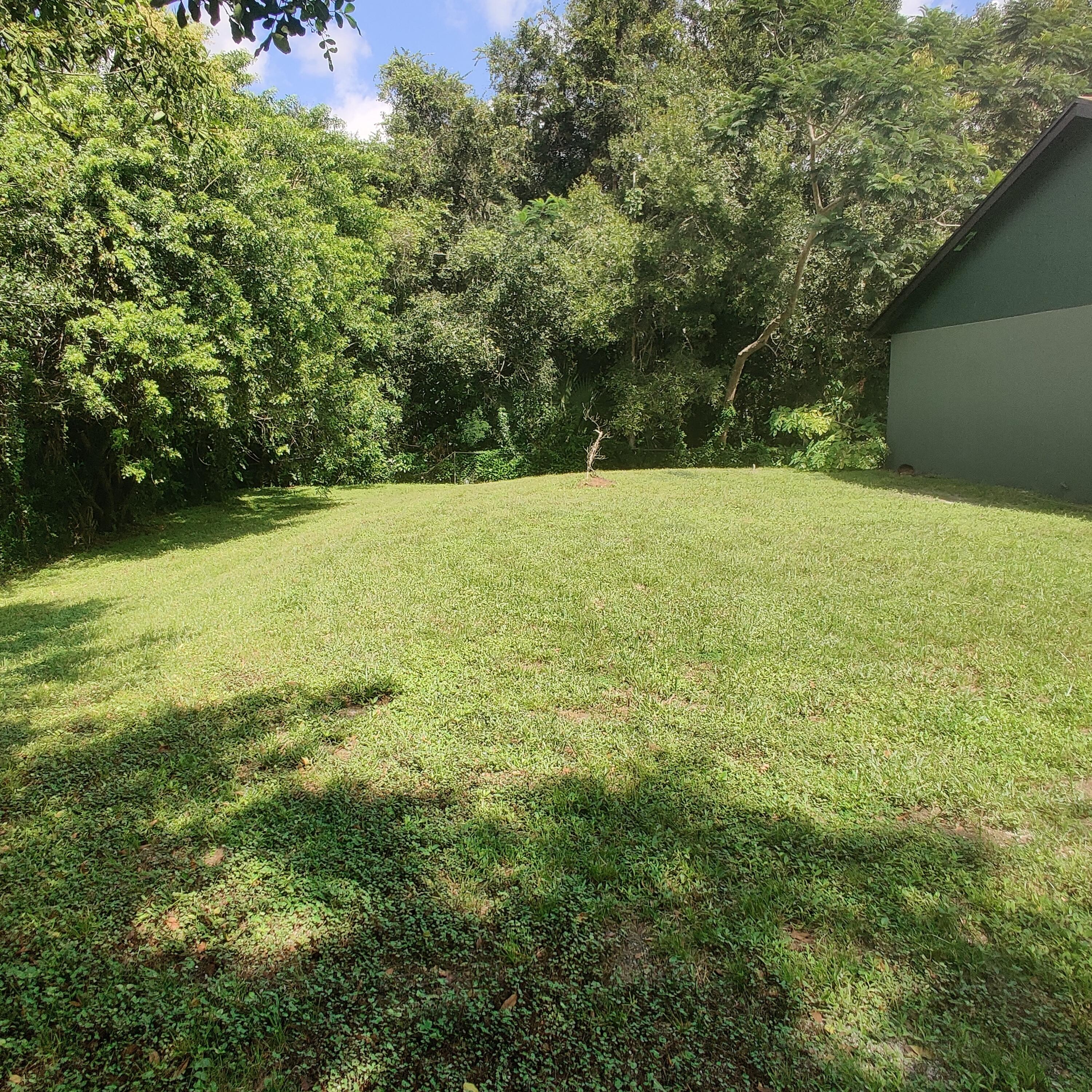 2953 Dame Road Fort Pierce, FL 34981 - Photo 11 of 25 IMG_20241002_120743 (2)
