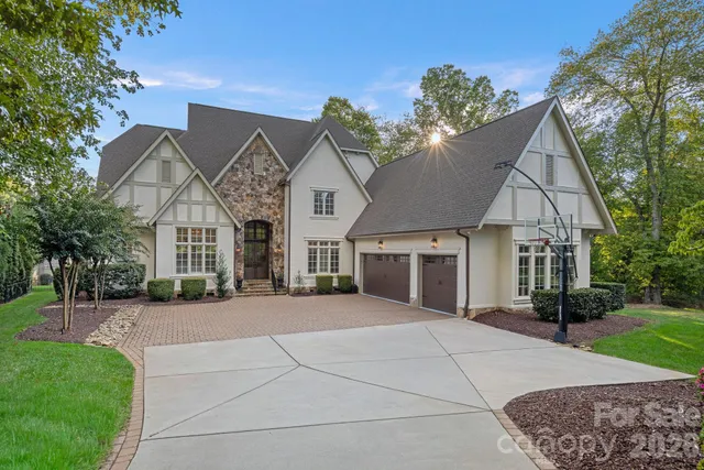 $3,595,000 | 20517 Queensdale Drive, Cornelius, NC 28031