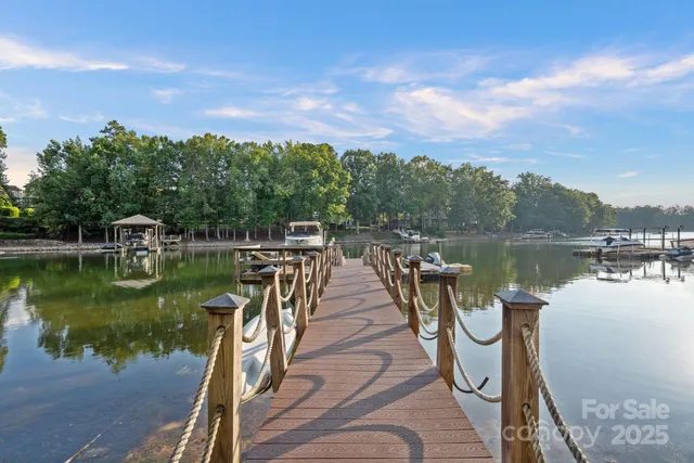 $3,795,000 | 20517 Queensdale Drive, Cornelius, NC 28031