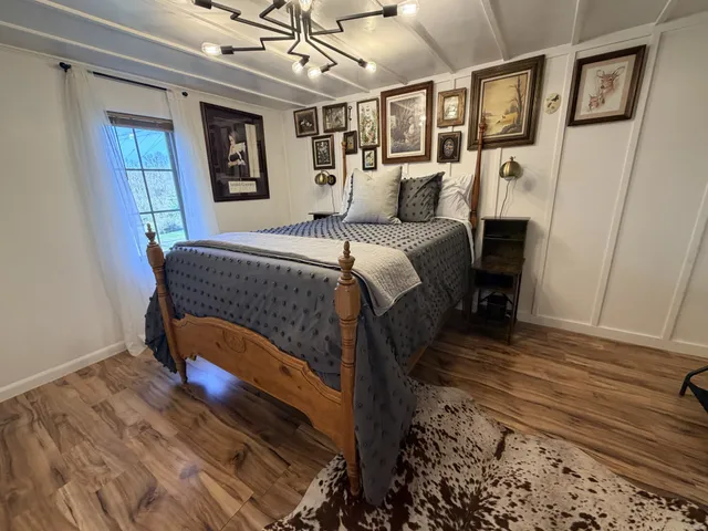 $115,000 | 351 River Drive, Lobelville, TN 37097