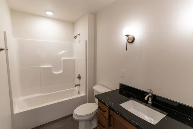 $469,900 | W5836 Edgewood Drive, Menasha, WI 54952