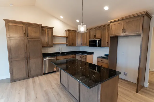 $469,900 | W5836 Edgewood Drive, Menasha, WI 54952