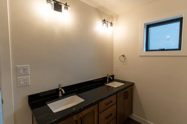 $469,900 | W5836 Edgewood Drive, Menasha, WI 54952