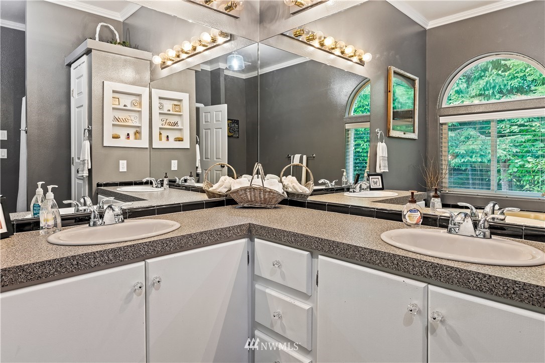 67 Strawberry Hill Road Elma, WA 98541 - Photo 20 of 37 Gallery Image 20