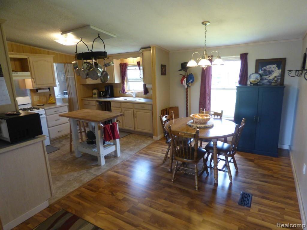 8881 South Custer Road Ida, MI 48140 - Photo 10 of 34