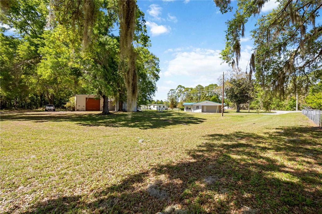 1432 Banana Road Lakeland, FL 33810 - Photo 6 of 39