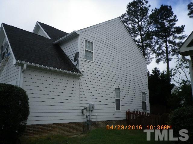 5713 Keowee Way Raleigh, NC 27616 - Photo 2 of 15 Gallery Image 2