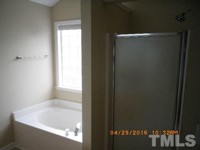 5713 Keowee Way Raleigh, NC 27616 - Photo 12 of 15 Gallery Image 12